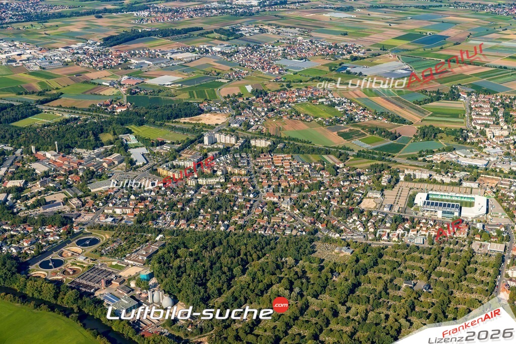 Schöne Luftaufnahme als Geschenk in Ronhof Fürth - Die Luftbildaufnahme wurde 2025 vom UL-Flugzeug heraus erstellt ( keine Drohne ) - Hochauflösende Luftaufnahme -Nicht vergleichbar mit Google Maps oder Satelittenbilder- Die Geschenkidee !Mit Lizenz und Bildrechte bestellbar