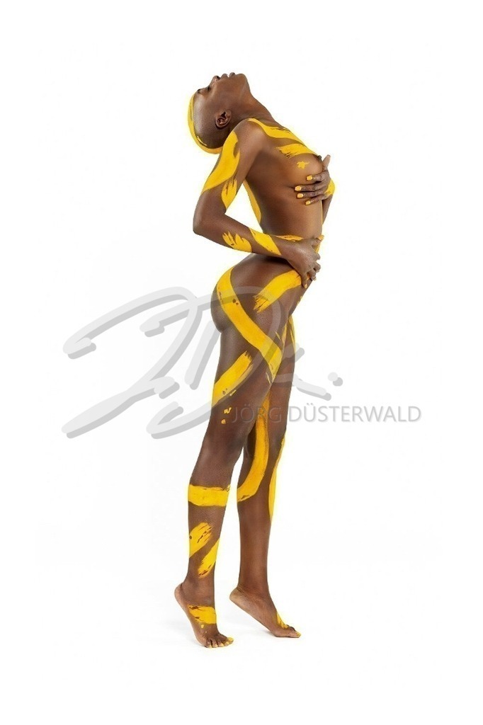 Bodypainting-ORNAMENTS_0411 | #004 | Modell: Lenny | Foto: Dennis Largo Schulz - Realisiert mit Pictrs.com
