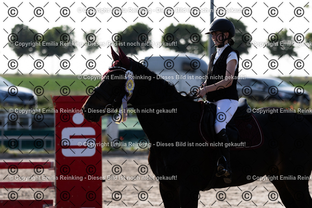 CL5A1509 | Emilia Reinking Fotografie - Realisiert mit Pictrs.com