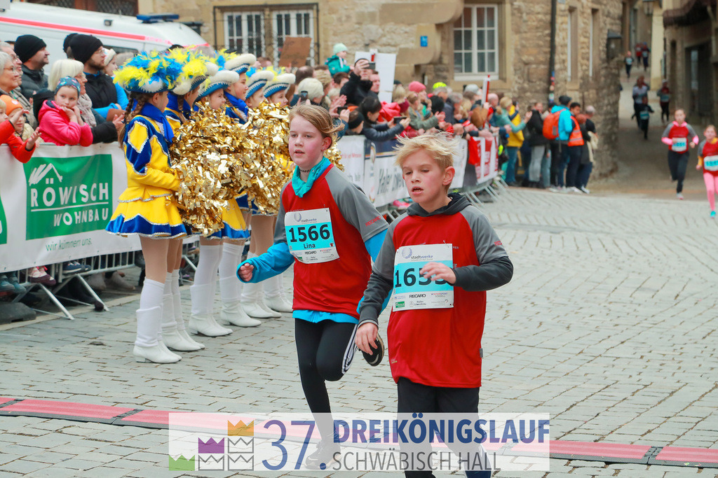 Stadtwerke Jugendlauf 1700m | 3 Koenigslauf 2023 - Realisiert mit Pictrs.com