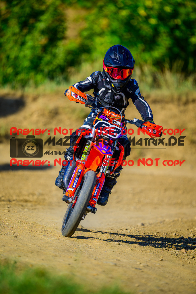 MaZZes_Fotomatrix_20250705_6007705_0884 | ROOKIES