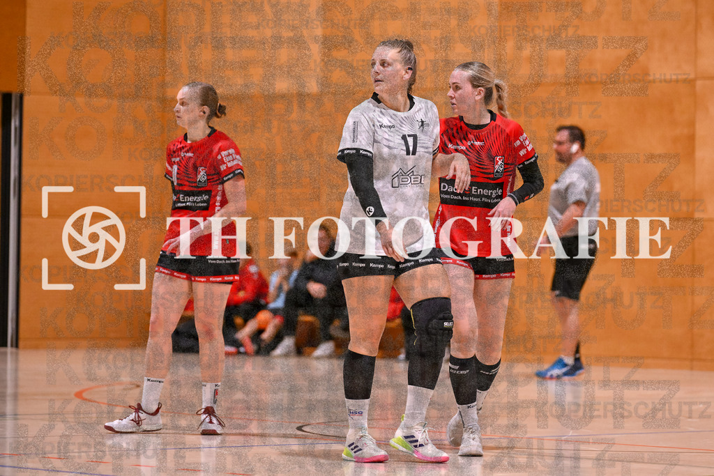 GER, SG Maulburg/Steinen - HSG Dreiland, Frauen-Handball, Oberliga Suedbaden, 3. Spieltag, Saison 2024/2025, 12.10.2024 | Amely Haas (SG Maulburg/Steinen, #10), Tina Wollschlaeger (HSG Dreiland, #10), Leonie Kiefer (SG Maulburg/Steinen, #03)GER, SG Maulburg/Steinen - HSG Dreiland, Frauen-Handball, Oberliga Suedbaden, 3. Spieltag, Saison 2024/2025, 12.10.2024Foto: TH Fotografie/Thomas Hess