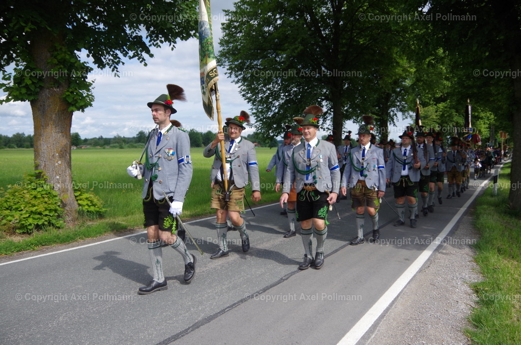 IMGP6783 | fotografiert von Axel PollmannLeonhardi Wallfahrt Benediktbeuern und Murnau, Fronleichnam, Fasching, Landschaft im Loisachtal und Benediktbeuern  - Realisiert mit Pictrs.com