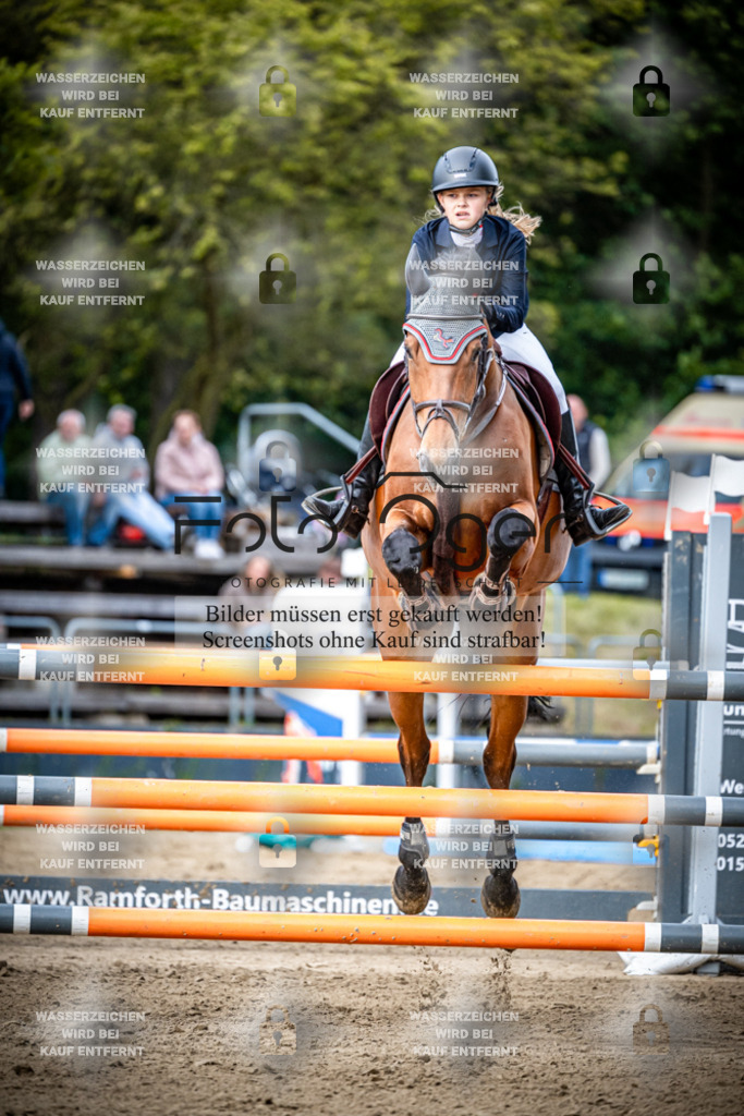 Sielturnier 2026-14-0168 | Entdecke hochwertige Reitturnierfotos von Foto Oger. Professionell, emotional und authentisch – jetzt Lieblingsmomente im Shop bestellen.Deutschlandweite Turnierfotografie. - Realisiert mit Pictrs.com