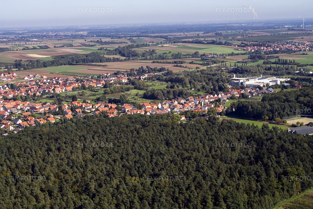 Luftbild: Ortsansicht im Ortsteil Schaidt in Wörth im Bundesland Rheinland-Pfalz in Deutschland. Foto: IMG_4356.jpg vom 08.10.2006 durch Werner Riehm/FLY-FOTO.de