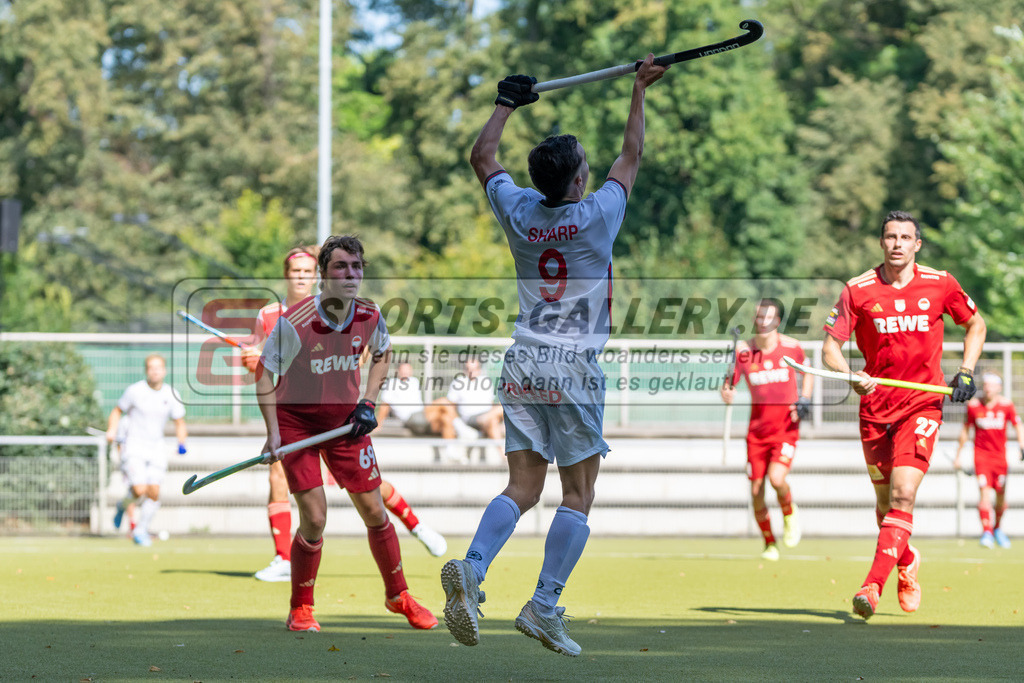 HK_20240907_105401 | 1. Bundesliga Herren RW Köln - Crefelder HTC am 7.9.2024 RW Köln, Köln , Sharp Lachlan ( Crefelder HTC #9 ) , Timur Oruz ( Rot-Weiss Köln #27 )