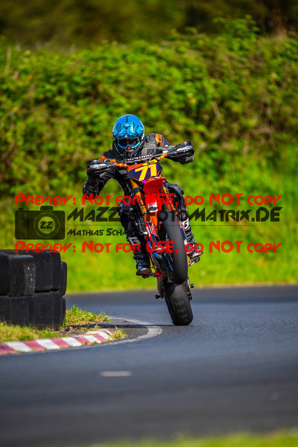 MaZZes_FotoMatrix_240430_6007705_3370 | Fotograf Mathias Schmid
Sportfotograf,
Eventfotograf,
Hochzeitsfotograf,
Portraitfotograf