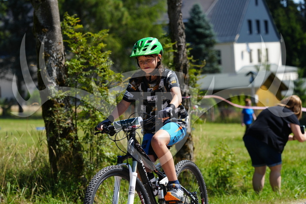 FC101277 | Fotogalerie der Treibjagd im Dunkelwald - Dein MTB Etappenrennen im Erzgebirge - Realisiert mit Pictrs.com