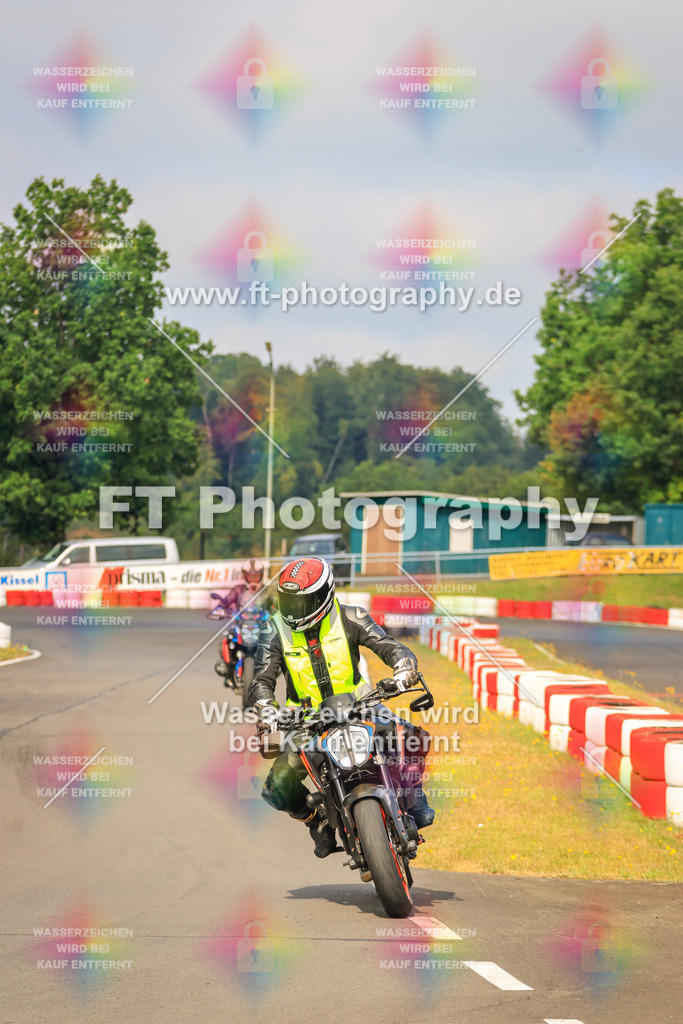 _DSK2288 | Hier findet Ihr Bilder von Touristenfahrten auf der Nürburgring Nordschleife oder von anderen Veranstaltungen die ich besucht habe. Viel Spass beim Durch Schauen 