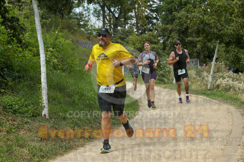250824_1415_EX1_5548 | Sportfotografie im Rhein-Sieg Kreis, Köln, Bonn, NRW, Rheinland Pfalz, Hessen, etc. Unser Tätigkeitsfeld umfasst den Laufsport vom Volkslauf über den Marathon, Duathlon, Triathon bis zum Ultralauf wie Kölnpfad Ultra oder Schindertrail.