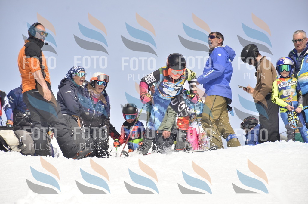 _ELE8846 | holidayphoto