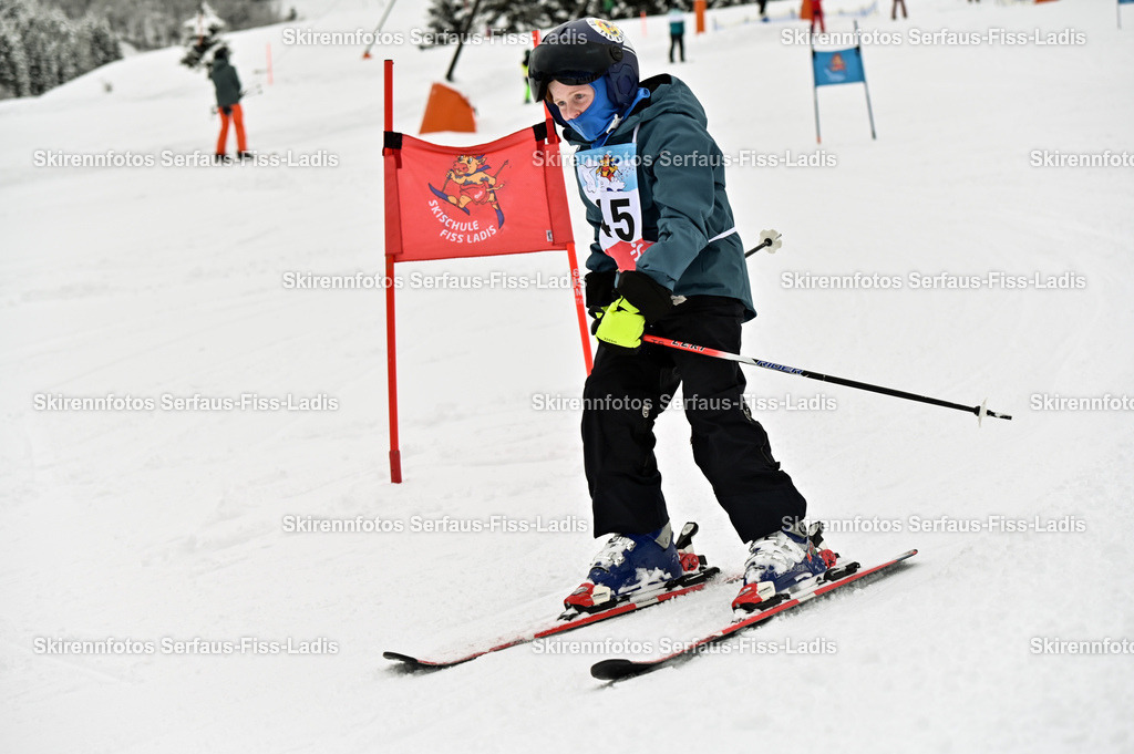 SRF_20.02.2026_1042 | Skirennfotos,Serfaus,Fiss,Ladis,Kinderskirennen,Winter,Tirol,Oberland,skirace,SFL,feelfree,weil wir's genießen,ski,Ski,skifahren,Sonnenplateau, - Realisiert mit Pictrs.com