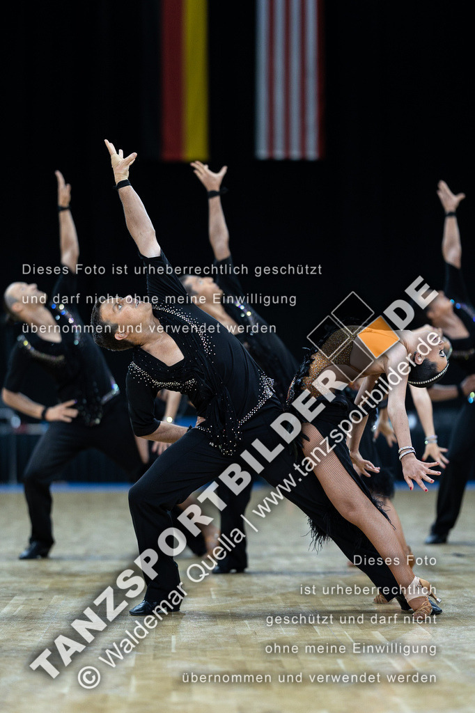 20230226-10631 | Hier finden Sie Tanz Bilder vom Latein und Standard Formationen tanzen. Sportbilder vom Tanzsport. Schöne Fotos und von Weltmeisterschaft, Europameisterschaft, Bundesliga, Regionalliga, Oberliga und Landesliga sowie von GOC Stuttgart, DanceComp, WM Bremen
