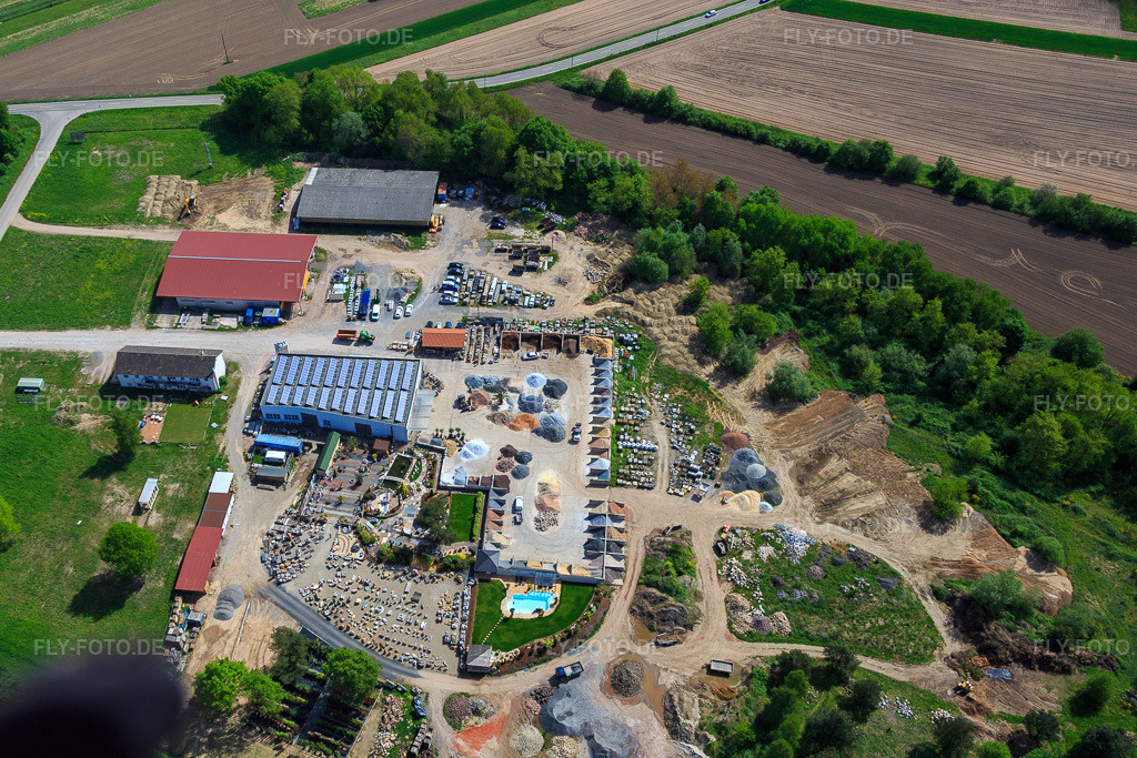 Luftbild: Palatinum Landschafts u. Gartendesign in Hagenbach im Bundesland Rheinland-Pfalz in Deutschland. Foto: IMG_078425.jpg vom 08.05.2015 durch Werner Riehm/FLY-FOTO.dePalatinum