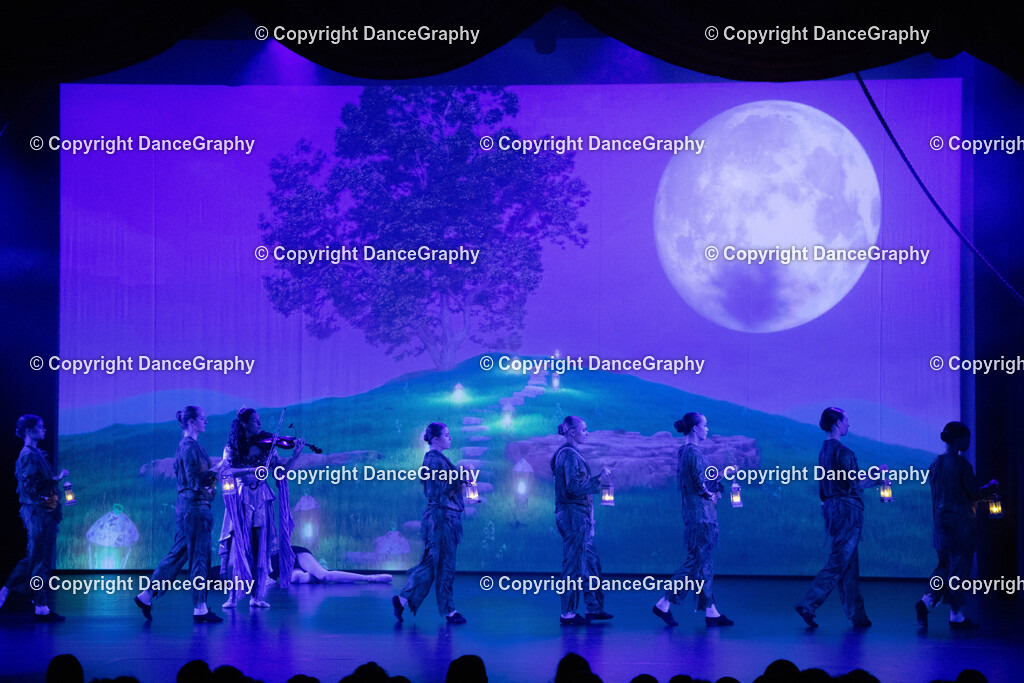 GPHY1476 | DanceGraphy - Realisiert mit Pictrs.com