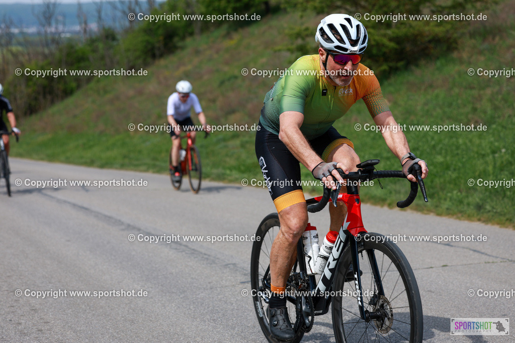 215_AR6_0156 | Neusiedlersee Radmarathon 2026@sportshot_your_pictrs #yourpictures#roadtowm2029 #nrm #neusiedlerseeradmarathon #neusiedlersee #neusiedlerseetourismus #burgenland #mörbisch #nrm26 #burgenlandtourismus #voglundco #poweredbyburgenlandtourismus #radsport #rad #marathon #ucigranfondo #visitburgenland #ucigranfondoworldseries
