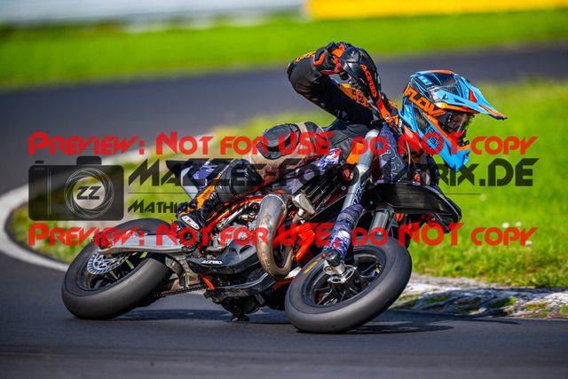 MaZZes_FotoMatrix_230920_0499 | Fotograf Mathias Schmid
Sportfotograf,
Eventfotograf,
Hochzeitsfotograf,
Portraitfotograf