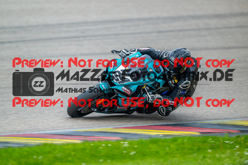 MaZZes_FotoMatrix_240504_6007705_3396 | STK1000
