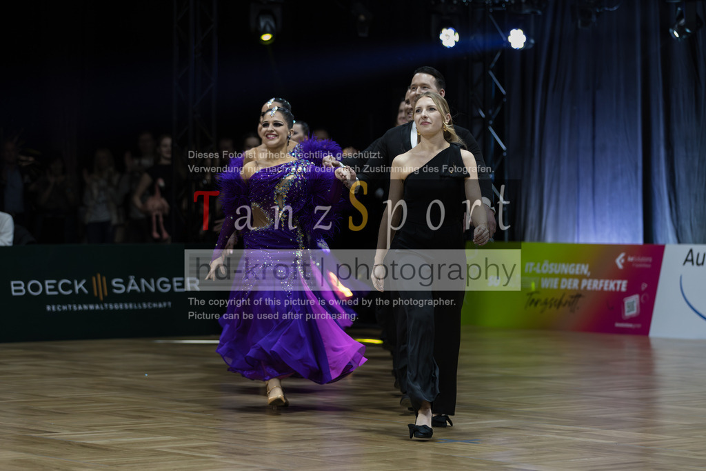 20260124_1BL_Std-Formationen_2872 | Tanzsportbilder, Standardtanz, Lateintanz, WDSF, DTV, LTVB, dancecomp, goc, hessen tanzt, blaues band der spree, walzer, tango, wiener walzer, slowfox, quickstepp, samba, rumba, cha-cha-cha, paso doble. jive, hd-kroft photography, turniertanzsport