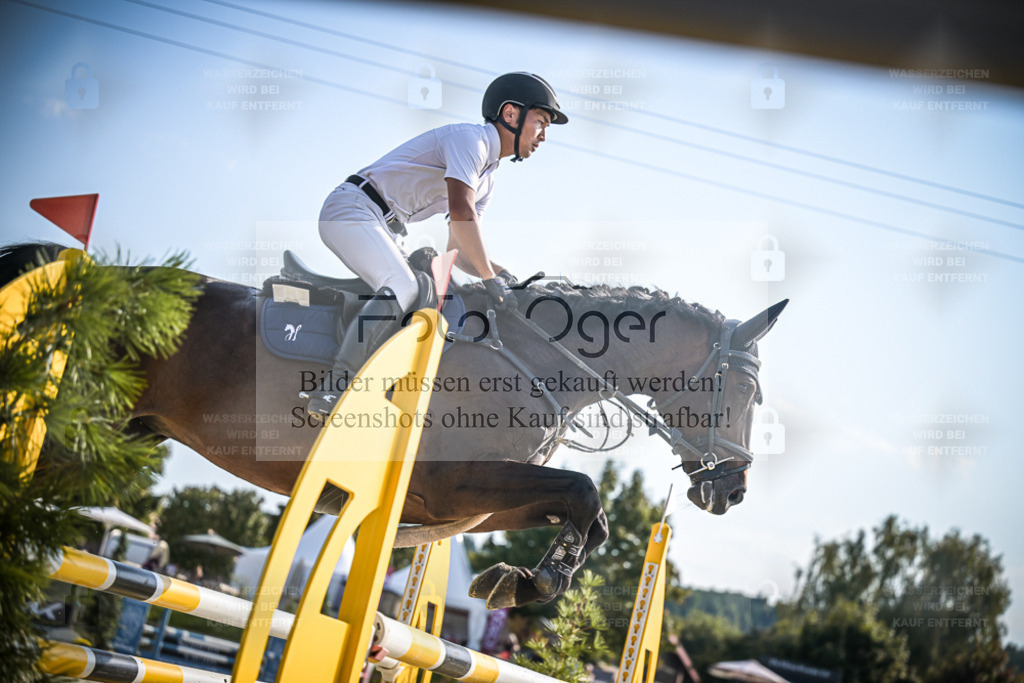 DOS_0575 | Entdecke hochwertige Reitturnierfotos von Foto Oger. Professionell, emotional und authentisch – jetzt Lieblingsmomente im Shop bestellen. - Realisiert mit Pictrs.com