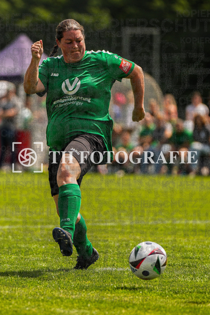 GER, FC Hauingen - SV Waldhaus, Frauen-Fussball, Rothaus Bezirkpokal, Finale, Saison 2024/2025, 29.05.2025 | GER, FC Hauingen - SV Waldhaus, Frauen-Fussball, Rothaus Bezirkpokal, Finale, Saison 2024/2025, 29.05.2025Foto: TH Fotografie/Alessio Bosco