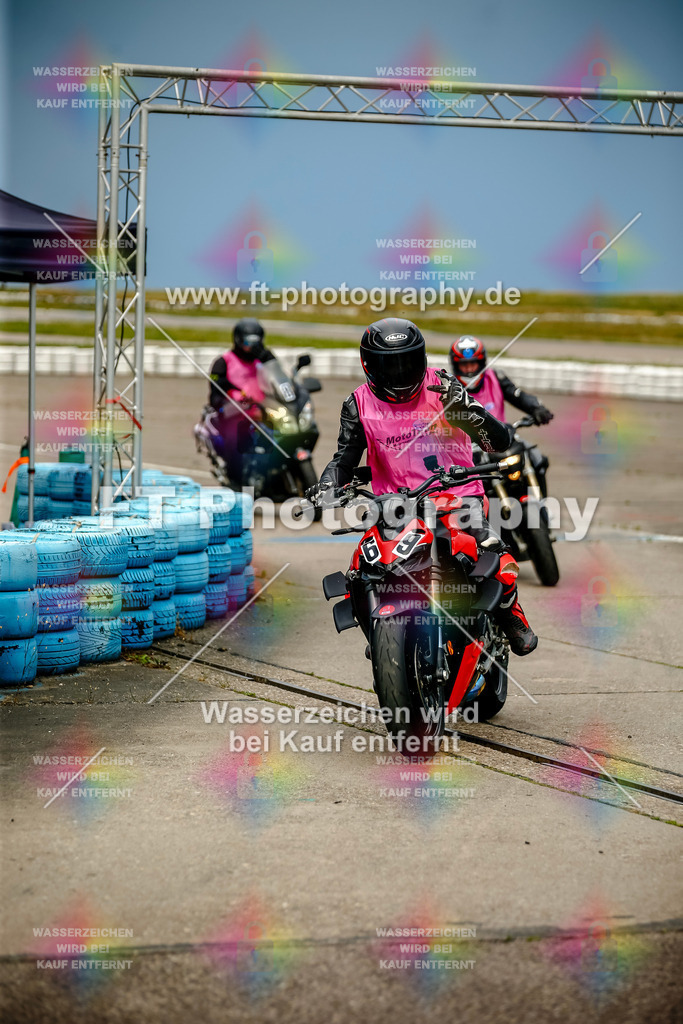 Chambley Juli-1321 | Hier findet Ihr Bilder von Touristenfahrten auf der Nürburgring Nordschleife oder von anderen Veranstaltungen die ich besucht habe. Viel Spass beim Durch Schauen 