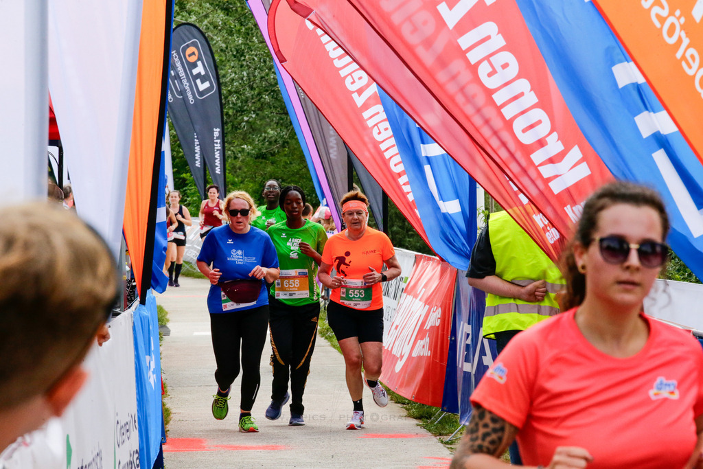 ..... | LINZ,AUSTRIA, 23.06.24, ÖGK Frauenlauf Linz  , Image shows: Photo: WAPICS / Andreas Willdoner