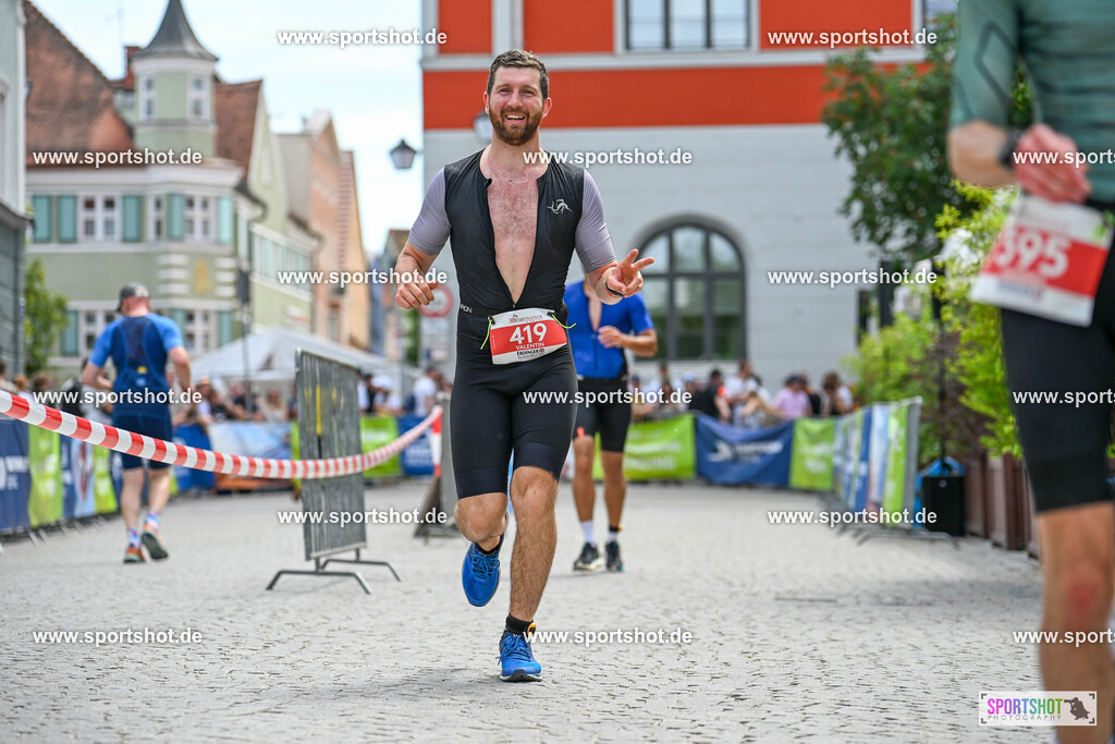 SZI_9053 | Stadttriathlon Erding 2025. #yourpictrs #sportshot_your_pictrs @Sportshotphotography #stadttriathlonerding Copyright: www.sportshot.de