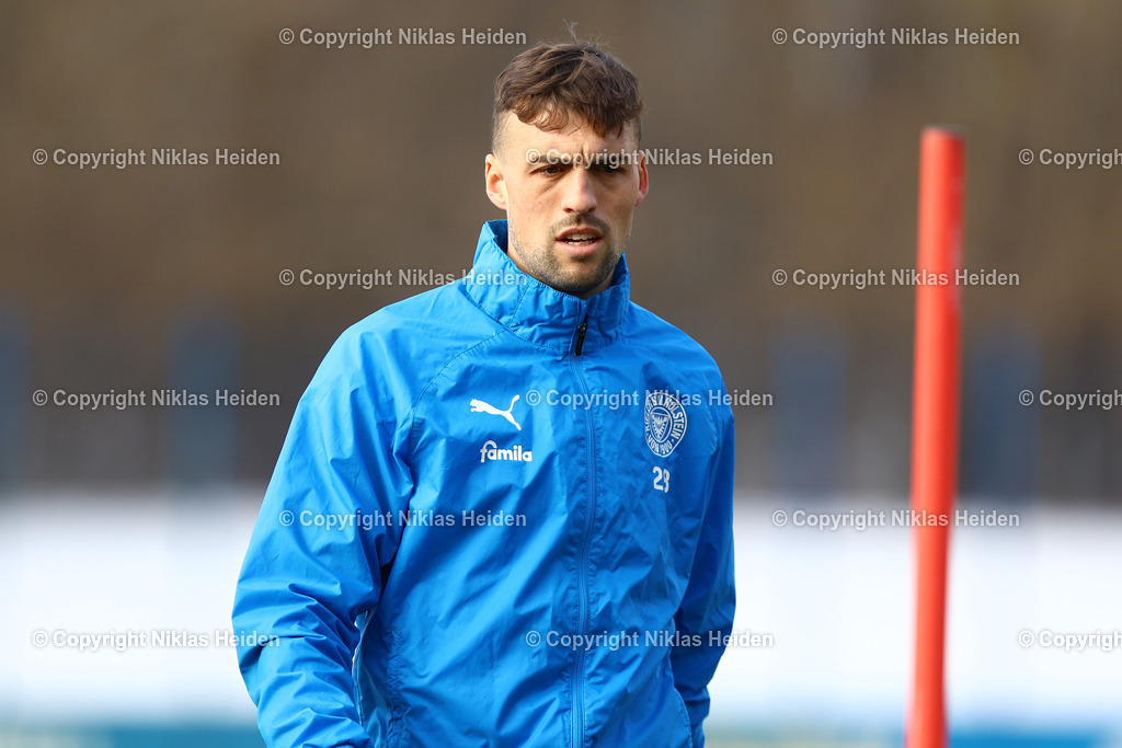 NH_HolsteinKiel_Training_18022026 | #28 Jonas Meffert (Holstein Kiel)Fußball I Herren I Training I Saison 2025-2026 I Holstein Kiel I 18.02.2026 I Citti-Fußballpark