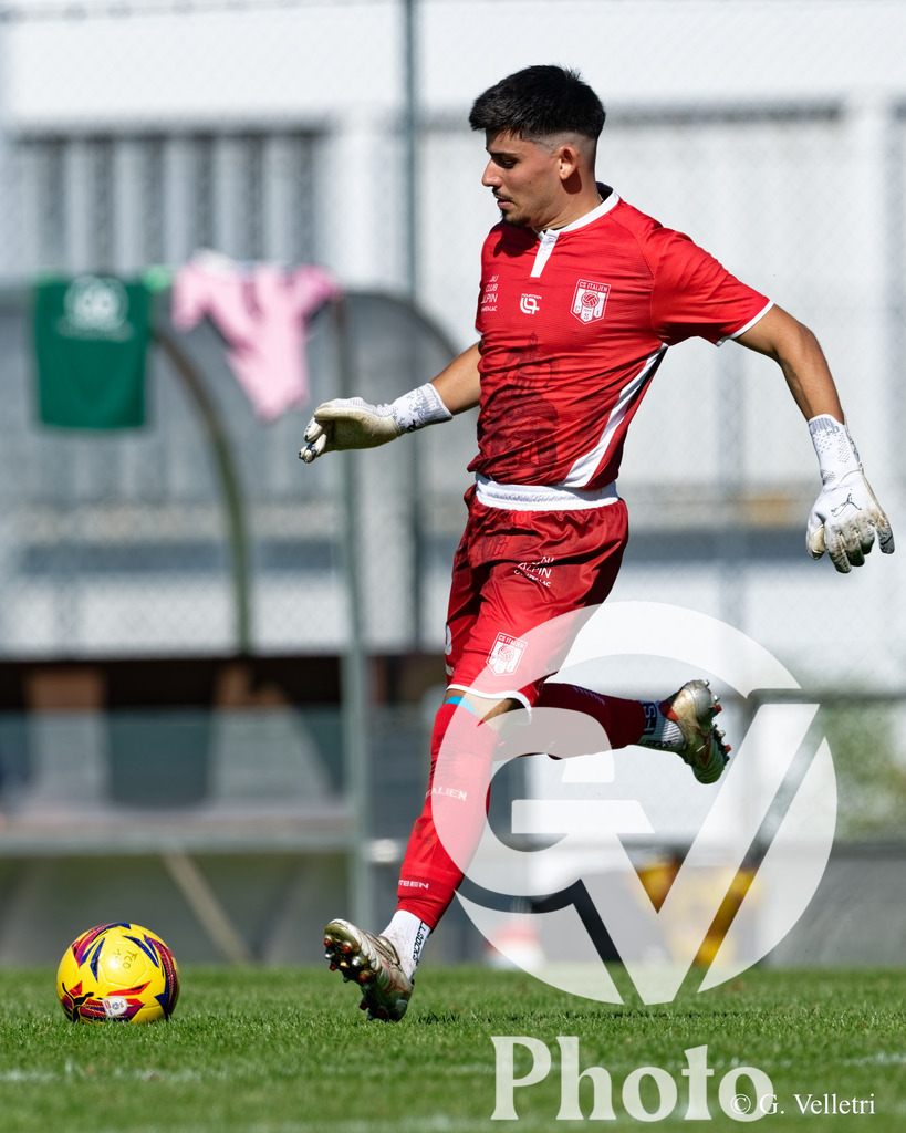 2eme ligue - FC Onex v CS Italien |  during the 2eme ligue match between FC Onex and CS Italien at Stade municipal d'Onex in Geneva, Switzerland