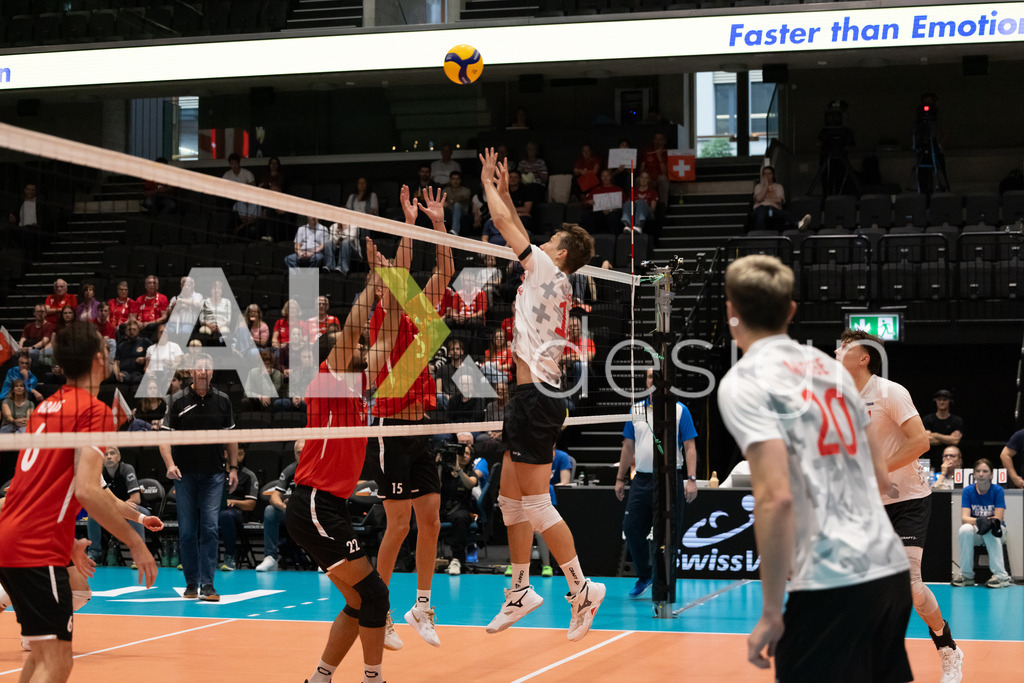 Luxembourg v Switzerland - CEV European League Men | KRIENS, SWITZERLAND - JUNE 12: FABRICE EGGER of Switzerland attack / spike against JÉRÉMIE FEIT of Luxembourg double block during the CEV European League match between Luxembourg and Switzerland at Pilatus Arena on June 12, 2026 in Kriens, Switzerland. - Realisiert mit Pictrs.com