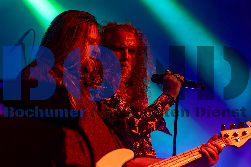 SES_NURDIO20250102-72 | bond - Realisiert mit Pictrs.com