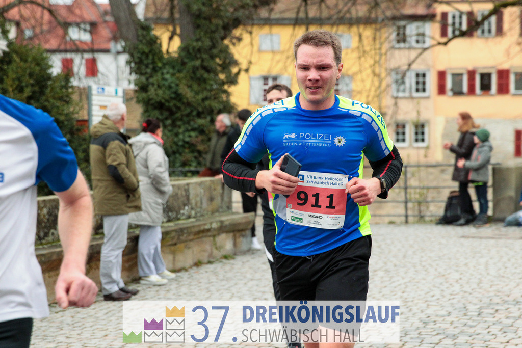 VR Bank Hauptlauf 10000m | 3 Koenigslauf 2023 - Realisiert mit Pictrs.com