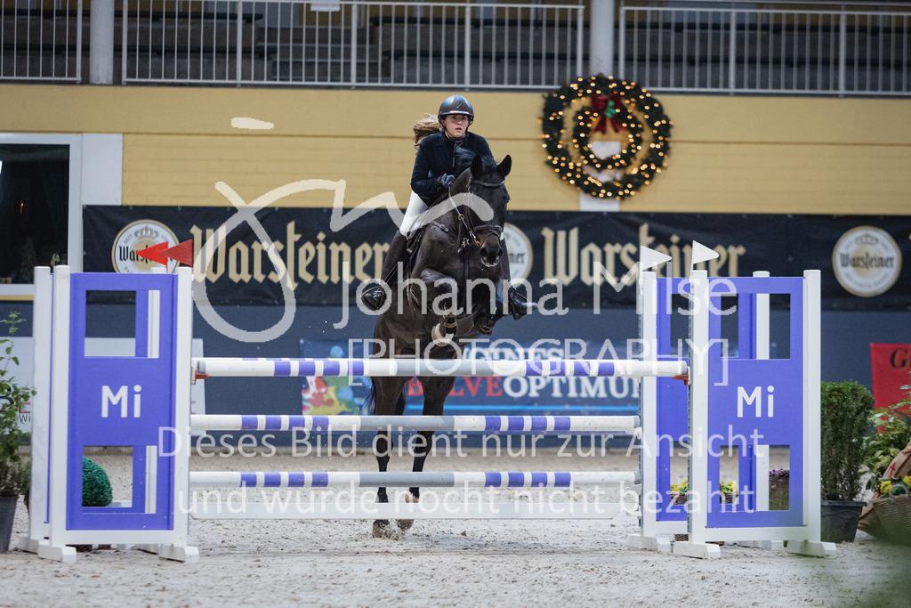 221217_Warstein_Stil-M-262 | Deine schönsten Turniermomente als professionelle Fotos! Entdecke hochwertige Pferdesport-Fotografie im Online-Shop. Jetzt Fotos finden & bestellen!