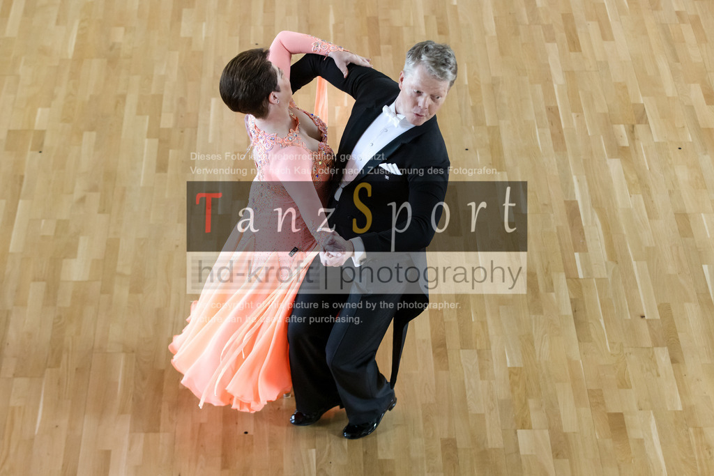 20240525_RL-Masters3-Std_4811 | Tanzsportbilder, Standardtanz, Lateintanz, WDSF, DTV, LTVB, dancecomp, goc, hessen tanzt, blaues band der spree, walzer, tango, wiener walzer, slowfox, quickstepp, samba, rumba, cha-cha-cha, paso doble. jive, hd-kroft photography, turniertanzsport