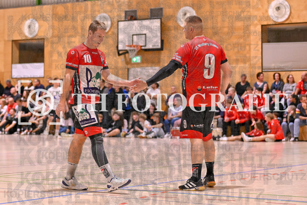 GER, SG Maulburg/Steinen - HSG Dreiland, Handball, Landesliga Suedbaden, 4. Spieltag, Saison 2024/2025, 12.10.2024 | Mika Buelow (SG Maulburg/Steinen, #10), Tim Lindner (SG Maulburg/Steinen, #09)GER, SG Maulburg/Steinen - HSG Dreiland, Handball, Landesliga Suedbaden, 4. Spieltag, Saison 2024/2025, 12.10.2024Foto: TH Fotografie/Thomas Hess