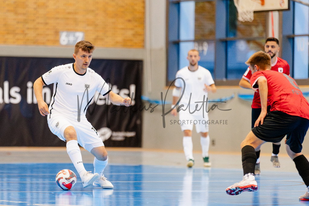 Futsal-Bundesliga, Saison 2025/2026, 2. Spieltag: SC Preußen Münster - FC Liria Futsal Berlin | Futsal-Bundesliga, Saison 2025/2026, 2. Spieltag, SC Preußen Münster empfängt FC Liria Berlin in der Universitäts-Sporthalle in Münster. Foto: sportfotografie.ms | Markus Paletta - Realisiert mit Pictrs.com