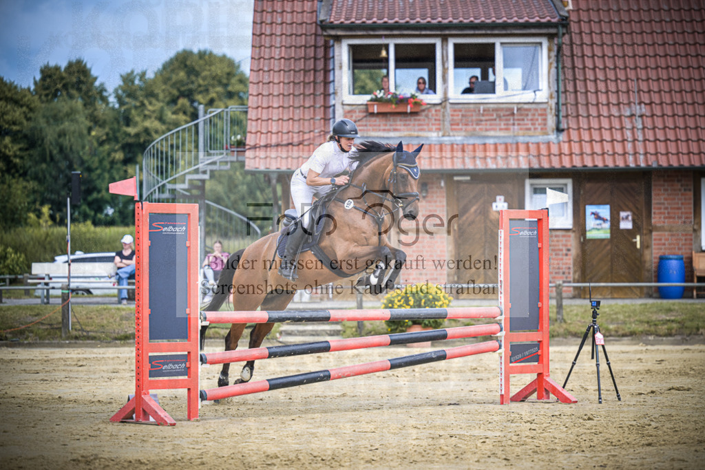 DOS_6516 | Entdecke hochwertige Reitturnierfotos von Foto Oger. Professionell, emotional und authentisch – jetzt Lieblingsmomente im Shop bestellen.Deutschlandweite Turnierfotografie. - Realisiert mit Pictrs.com