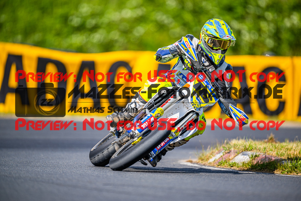 MaZZes_FotoMatrix_220528_3354 | Fotograf Mathias Schmid
Sportfotograf,
Eventfotograf,
Hochzeitsfotograf,
Portraitfotograf