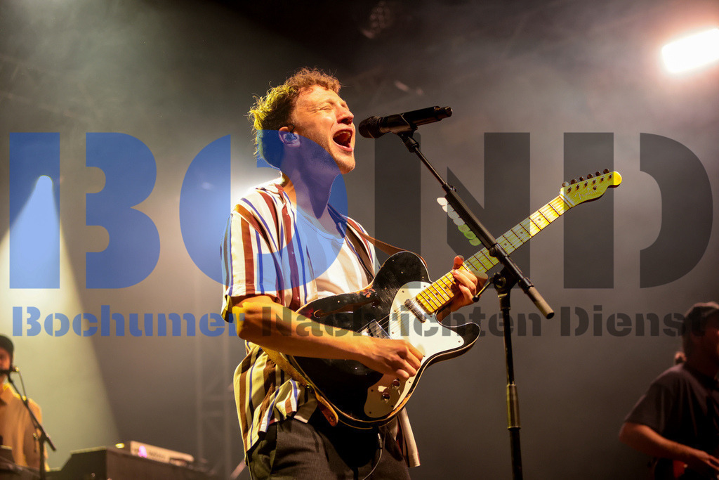 Zeltfestival Ruhr 2024 - Joris  {date} -  | {headline}(Foto: Sebastian Sendlak / BOND) - Realisiert mit Pictrs.com