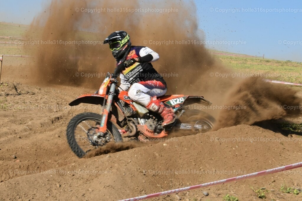 DSC_0382 | Sportfotografie , Motorsport, Motoross, Reitsport, Mointainbike, Enduro,
Landschaft , Outdoor, Eventfotografie, Landschaft, Bilder online bestellen - Realisiert mit Pictrs.com