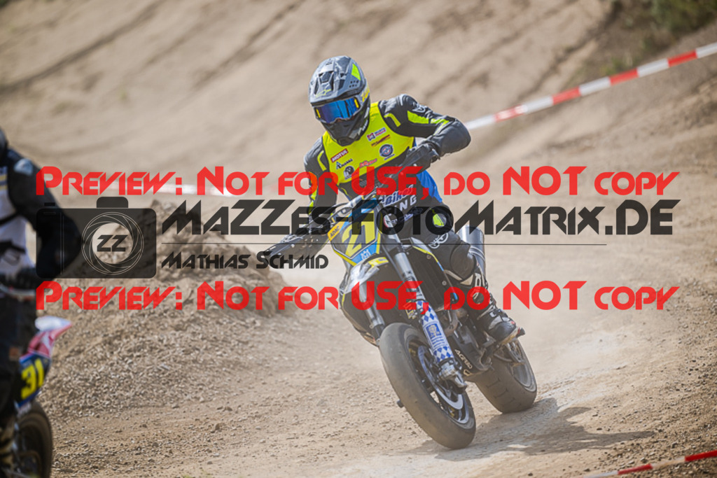 MaZZes_FotoMatrix_220904_0245 | S2