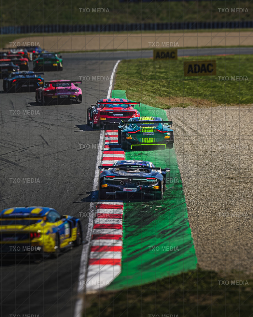 TXM08219 | Exklusive Motorsport-Fotografie aus Leipzig von TXO Media – für Rennfahrer, Teams & Sponsoren. Sausemuth liefert starke Bilder, die Emotion zeigen. Jetzt buchen & glänzen! - Realisiert mit Pictrs.com