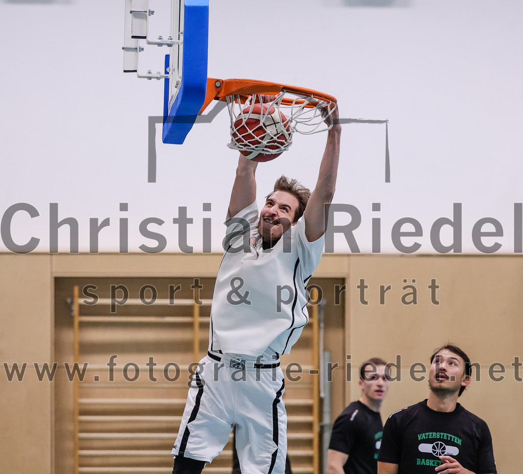 2025-12-06_008_TSV_Vaterstetten_gegen_MTV_1879_Muenchen | Vaterstetten, Deutschland, 06.12.2025:Basketball, 2. Regionalliga Süd 2025 / 2026, 9. Spieltag, TSV Vaterstetten gegen MTV 1879 München, Endergebnis: 58:83Foto: Christian Riedel / fotografie-riedel.net