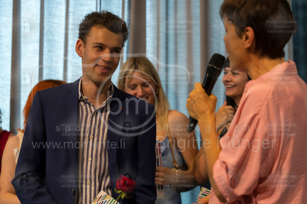 FeusiDiplomfeier_R6II3080 | Brigitte Münger / bmsportphotography - Realisiert mit Pictrs.com