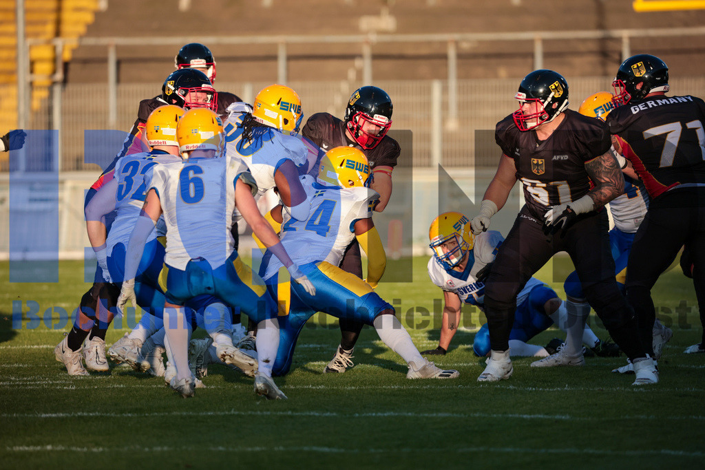 SES_GERSWE20241026-33 | bond - Realisiert mit Pictrs.com