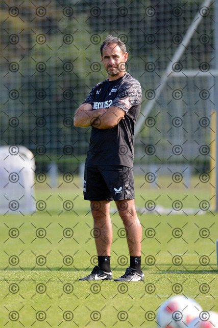 RGE_5644b | Hertha BSC, 2.Bundesliga, Herren, Saison 2025/26, Training, Michael Hartmann U-19 Trainer ( Hertha BSC ),  Montag 08.09. 2025,    Foto:  Ralf Gebhardt - Realisiert mit Pictrs.com