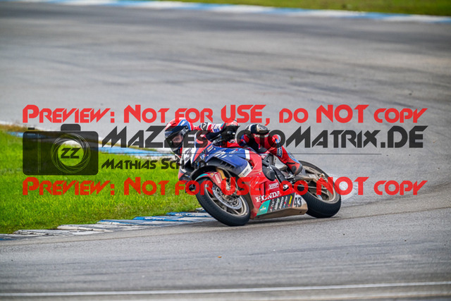 MaZZes_FotoMatrix_220925_6424 | IDM1000