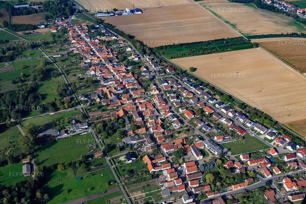 Luftbild: Im Ziegelfeld im Ortsteil Schaidt in Wörth im Bundesland Rheinland-Pfalz in Deutschland. Foto: IMG_084523.jpg vom 03.10.2015 durch Werner Riehm/FLY-FOTO.de