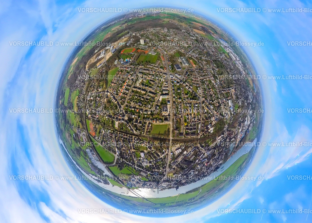 Emmerich240390149Mitte-Nord | Luftbild, Wohngebiet City Innenstadt Ortsmitte, Fußballstadion und Leichtathletikstadion Eugen-Reintjes-Stadion, Tennisplätze des Tennisclub Rotweiss Emmerich e.V., 's-Heerenberger Straße, Erdkugel, Fisheye Aufnahme, Fischaugen Aufnahme, 360 Grad Aufnahme, tiny world, little planet, fisheye Bild, Emmerich, Emmerich am Rhein, Nordrhein-Westfalen, Deutschland